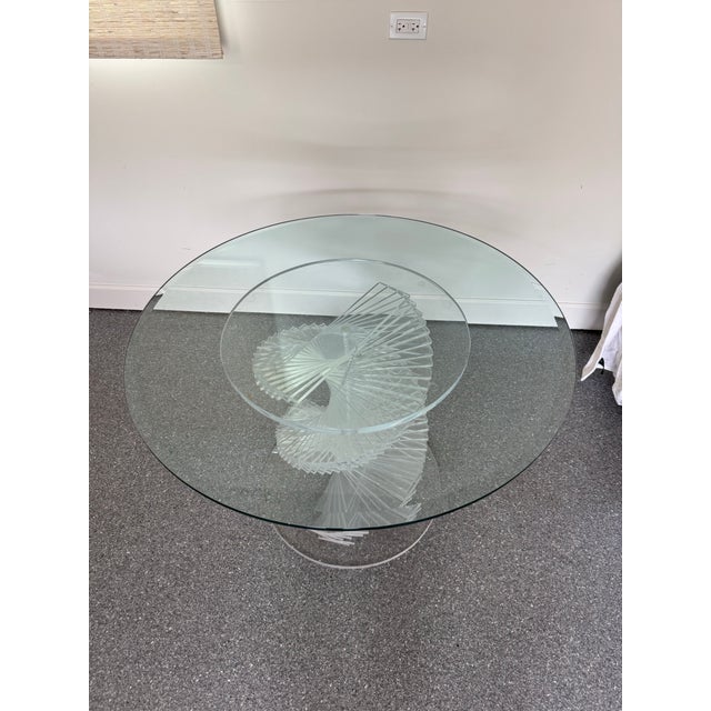 1980s Vintage 1980s Sculptural Lucite Helix Dining / Center Table – Stacked Acrylic Spiral Base, Postmodern For Sale - Image 5 of 7