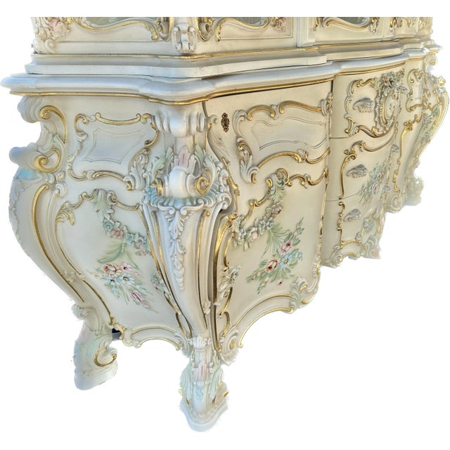 Silik Italian Baroque French Rococo Showcase Display China Cabinet Italy 3d New Condition For Sale - Image 4 of 5