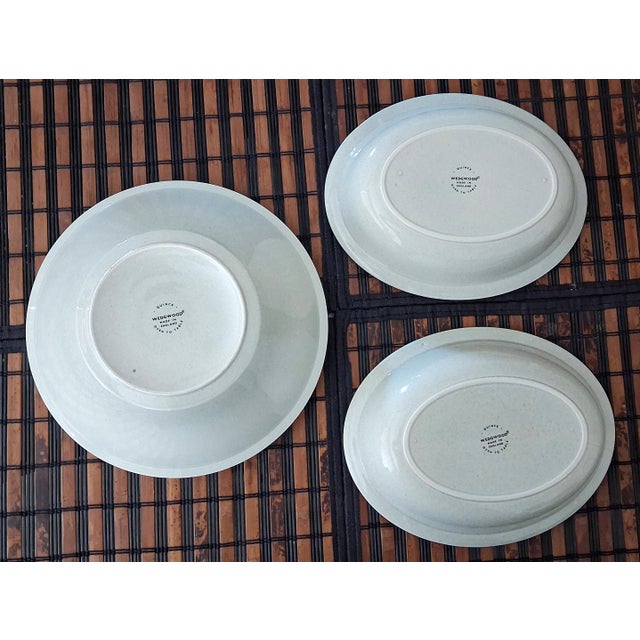 English Vintage Quince by Wedgwood Serving Bowls – Set of 3 For Sale - Image 3 of 5