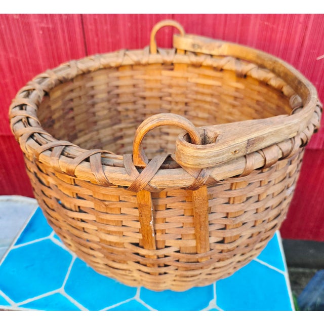 Late 19th Century Antique Hand-Woven Wood Splint Swing-Handle Basket For Sale - Image 5 of 6