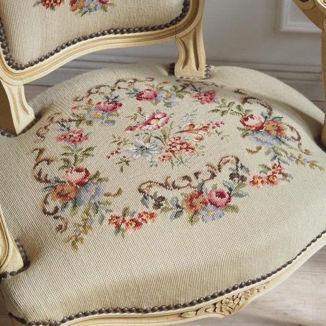 1940s Vintage French Louis XV Style Convertible Armchair For Sale - Image 5 of 16