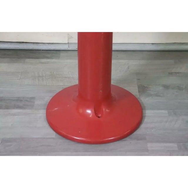 Red Planta ABS Coat Stand with 2 Hangers by Giancarlo Piretti for Castelli / Anonima Castelli, 1970s For Sale - Image 12 of 15
