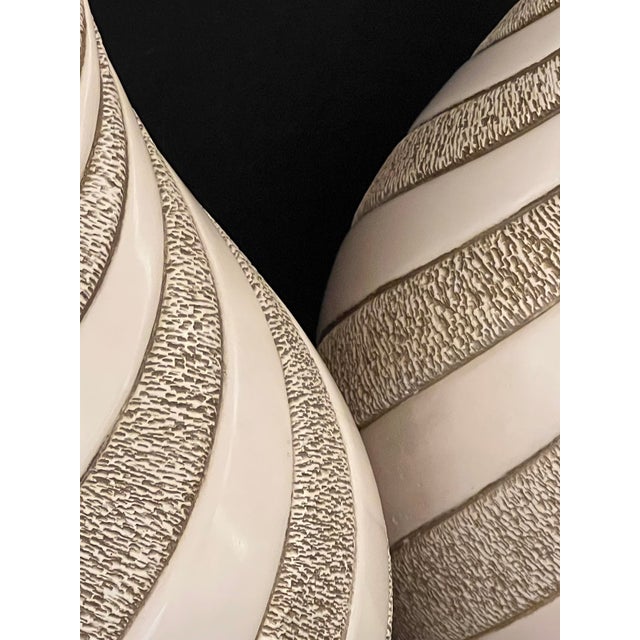 1960s Signed Large Pair 1960s Ivory Glazed Spiral Lamps by Quartite Creative Corp For Sale - Image 5 of 9
