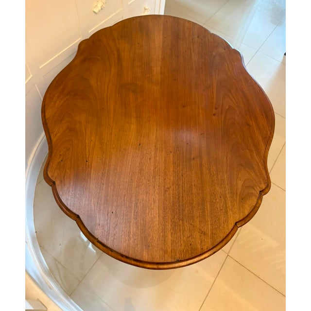 Mid 19th Century Antique Victorian Figured Mahogany Serpentine Tilt-Top Dining Centre Table, 1860s For Sale - Image 5 of 13