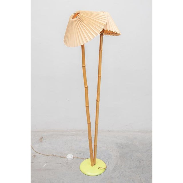 Mid-Century Modern Bamboo Floor Lamp with Yellow Metal Base, 1959 For Sale - Image 9 of 10
