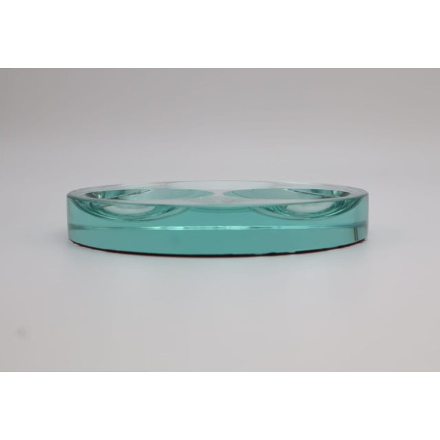Mid-Century Modern Green Glass Ashtray attributed to Fontana Arte, Italy, 1960s For Sale - Image 3 of 5