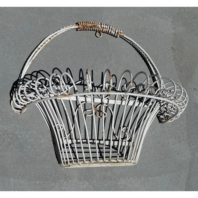 English Late 19th Century French Farm House Rustic 19th Century Heavy Iron Wire Wall Hanging Basket For Sale - Image 3 of 8