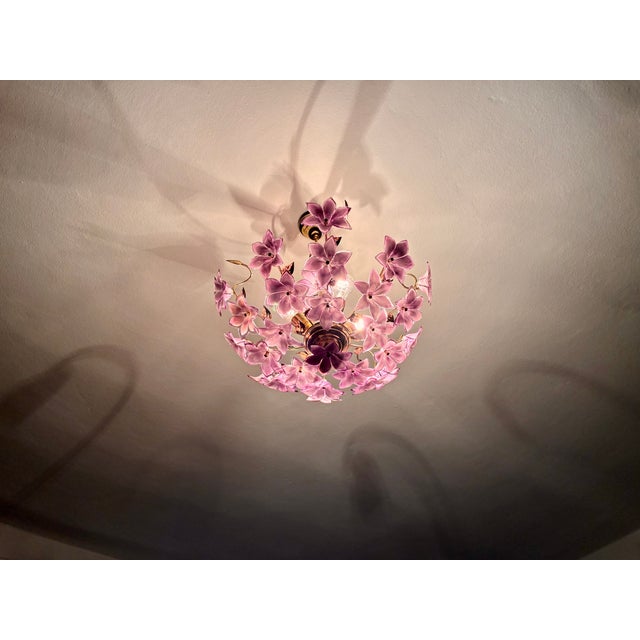 1980s Italian Style Hand-Painted Pink and Purple Murano Glass Floral Chandelier - 4-Light⁠ For Sale - Image 4 of 18