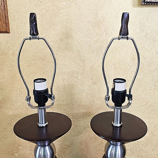 Early 21st Century Pair of Contemporary Espresso Wood Hourglass Lamps With Brushed Nickel Accents and Linen Shades For Sale - Image 5 of 18
