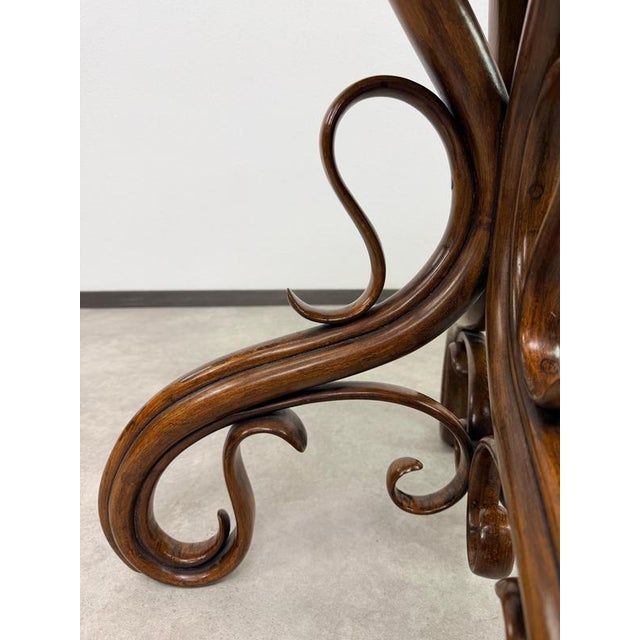 Antique Model No. 1 Salon Table from Gebrüder Thonet, 1890s For Sale - Image 9 of 12