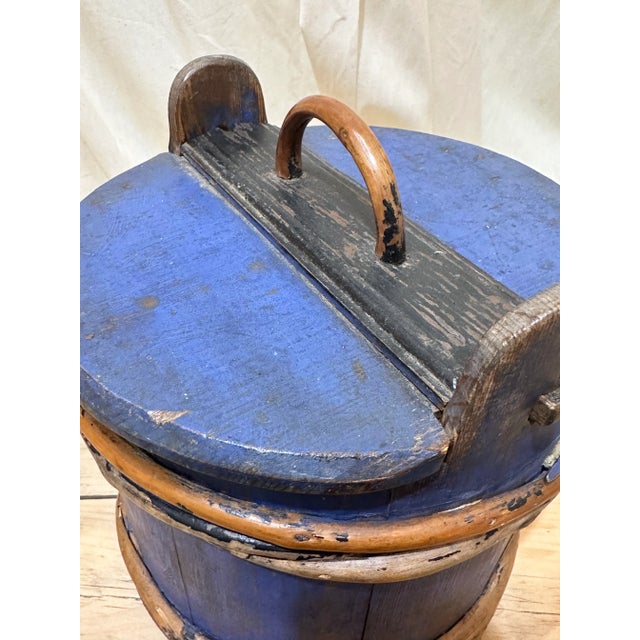 Wood 19th Century Swedish Box For Sale - Image 7 of 9