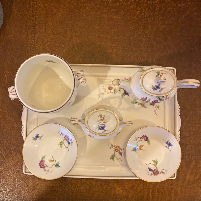 Elegant Richard Ginori porcelain tea or coffee service set made in Italy, featuring a delicate floral pattern with gold...