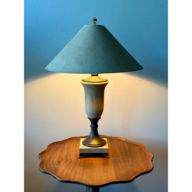 Metal 1990s Neoclassical Faux Stone & Bronze Table Lamp For Sale - Image 7 of 8