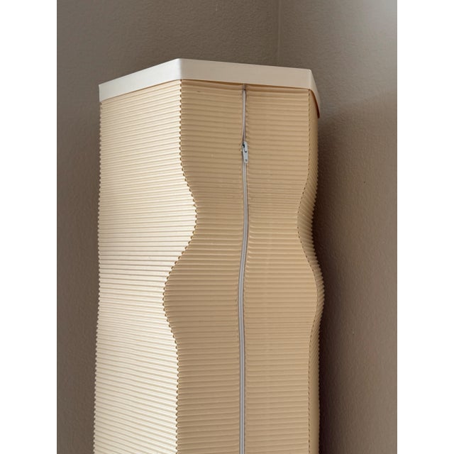 Off-white Vintage Roland Simmons “Lumalight” Floor Lamp Noguchi Style (Signed 11/1993) For Sale - Image 8 of 13