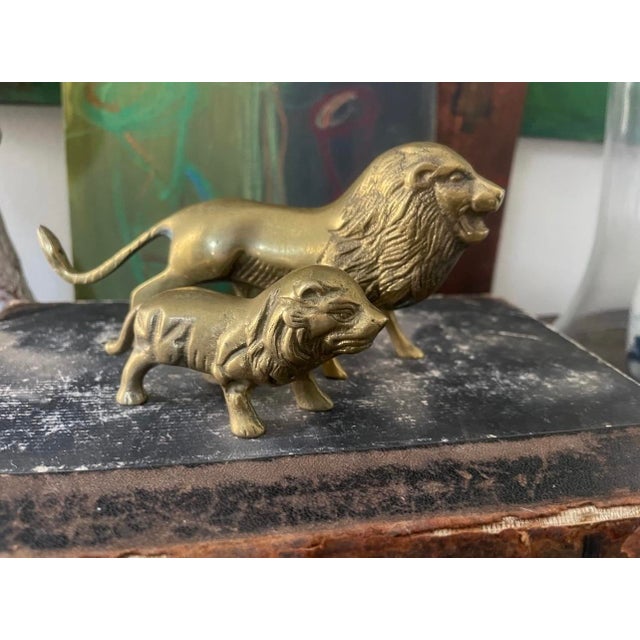 Early 20th Century Pair of Vintage Brass Lions For Sale - Image 5 of 9