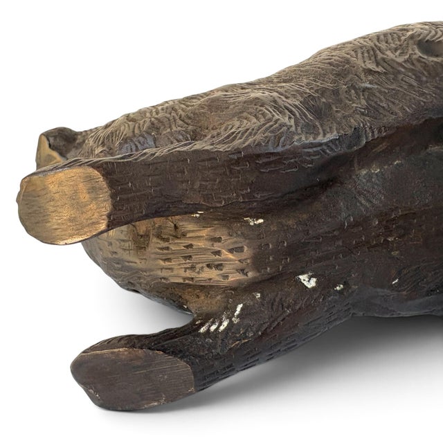 Mid 20th Century Bronze Bunny Rabbit Sculpture With Woven Brass Baskets Edwardian-Style For Sale - Image 13 of 18