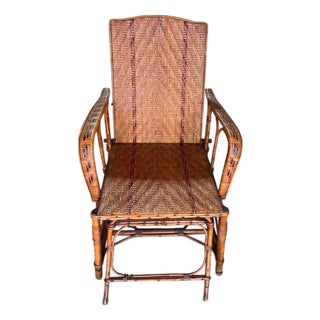 Antique Belgian Vannerie St. Jacques Handwoven Wicker Reclining Armchair With Pull-Out Footrest, C. 1900 For Sale