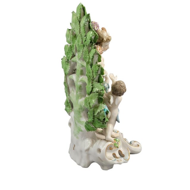 Chelsea Style Porcelain Venus and Cupid Figure from Samson Paris, 1860s For Sale - Image 5 of 13