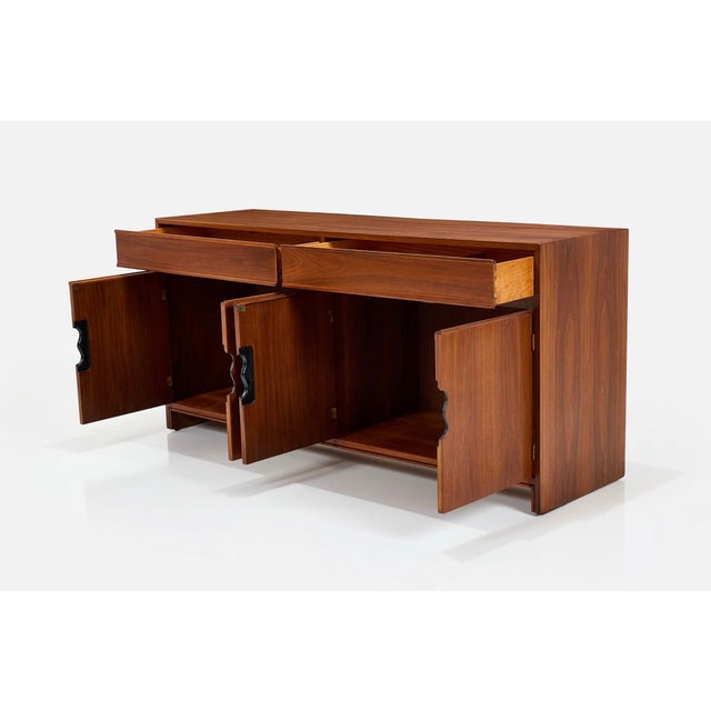 1950s Keyhole Credenza by Brown Saltman Likely Designed by Paul Laszlo For Sale - Image 11 of 18