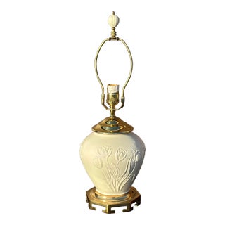 Vintage Lenox Brass & Ivory Porcelain Table Lamp With Finial For Sale