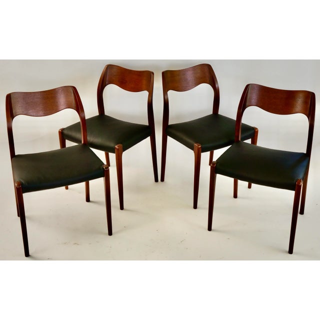 A handsome early model 71 dining chair designed by Niels O. Møller and made by J.L. Møllers Møbelfabrik. Only one chair...