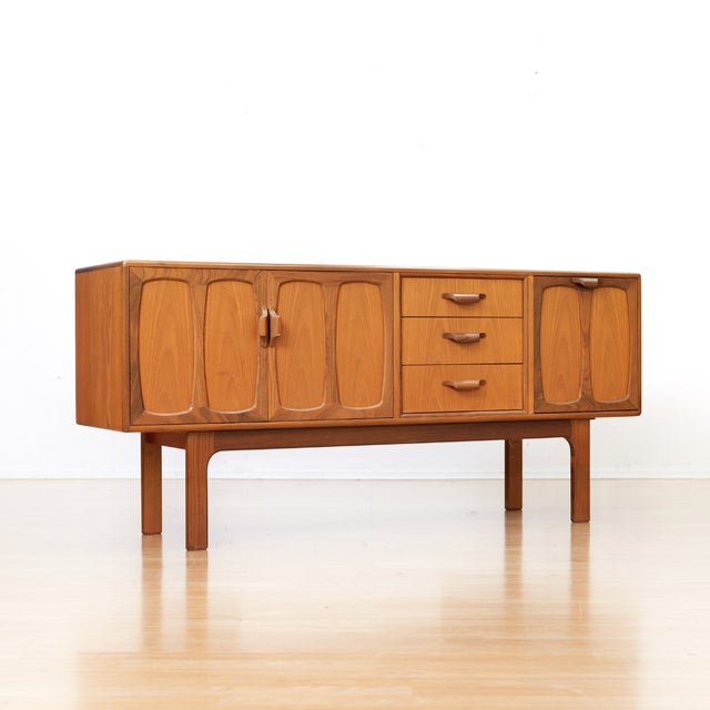 Mid-Century Modern Mid Century Teak Brasilia Credenza by G Plan For Sale - Image 3 of 10