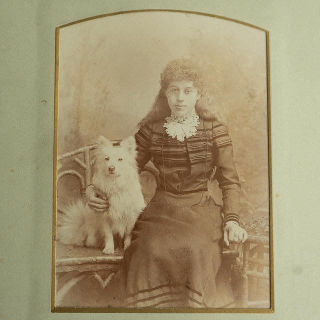 Antique Victorian Green Crocodile Skin Leather Photograph Album and Contents, Late 19th Century For Sale - Image 16 of 17