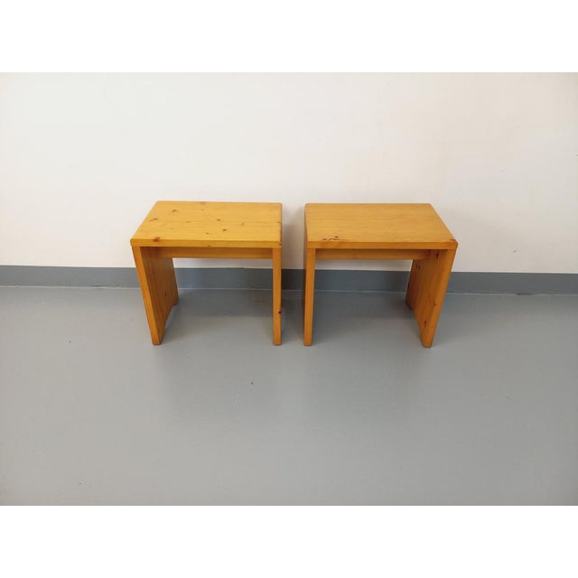 Mid-Century Modern Set of Vintage Stools in Pine by Charlotte Perriand for Les Arcs, 1970s For Sale - Image 3 of 16