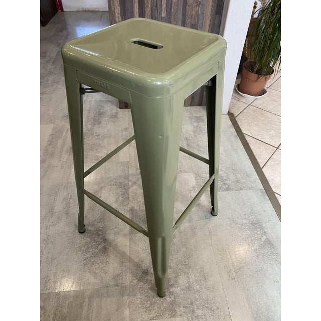 Industrial Olive Green H75 Stackable Bar Stool by Xavier Pauchard for Tolix, 1950s For Sale - Image 15 of 16