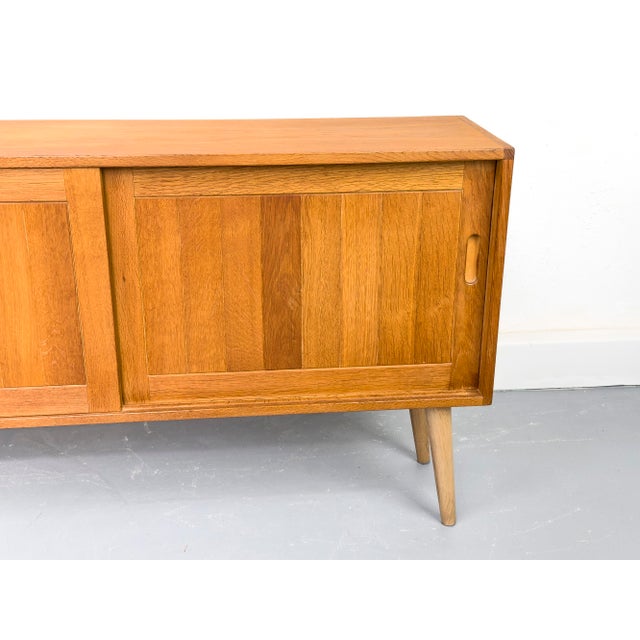 Mid-Century Modern Danish Oak Cabinet from Brouer, 1960s For Sale - Image 3 of 18