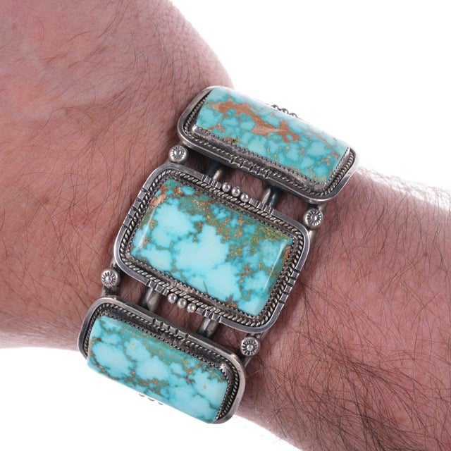Late 20th Century 6.75" Large Vintage Navajo Sterling and Turquoise Bracelet For Sale - Image 5 of 9
