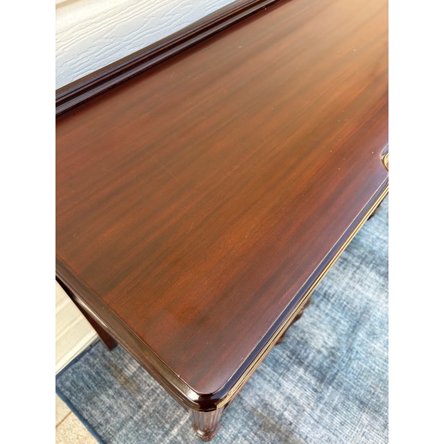Hepplewhite Antique Hepplewhite or Federal Style Mahogany Sideboard Buffet For Sale - Image 3 of 12