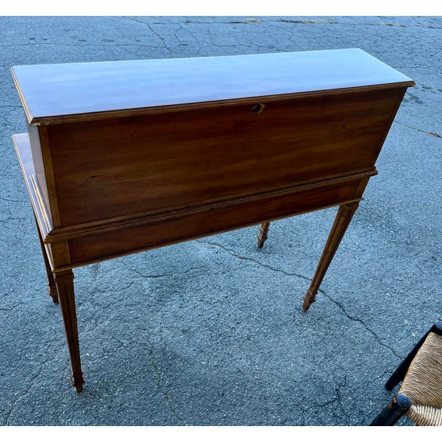 Late 20th Century Bernhardt Writing Desk For Sale - Image 10 of 10
