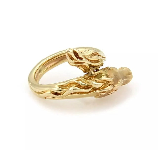 Late 20th Century Horse Design Bypass 14k Yellow Gold Ring For Sale - Image 5 of 7
