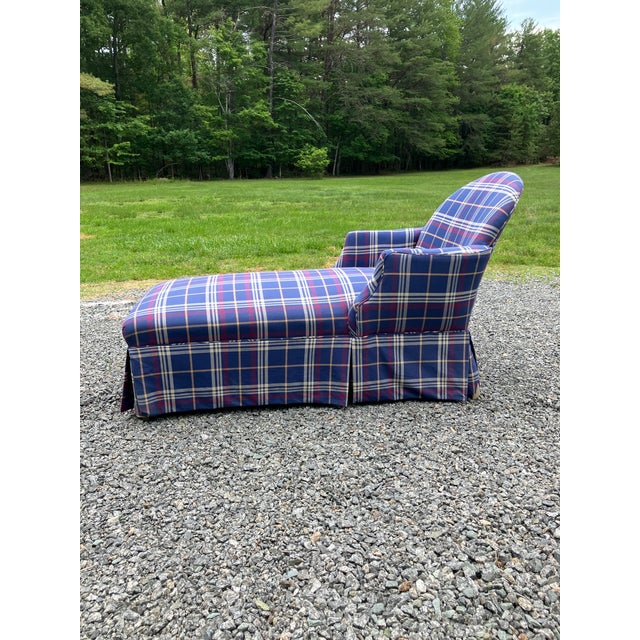 English Early 20th Century Louis XVI Style Upholstered Blue Tartan Plaid Chaise Lounge For Sale - Image 3 of 8