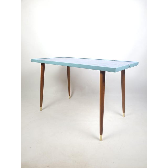 Vintage Rockabilly Coffee Table with Blue Finish, 1950s, in Good conditions. Designed 1950 to 1959