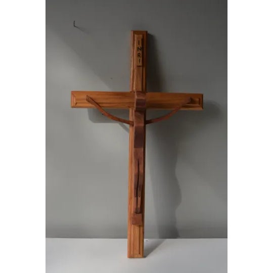 1980s Wooden Hand Turned Jesus on the Cross For Sale In Atlanta - Image 6 of 6