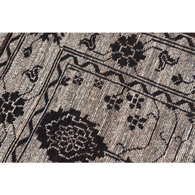 Modern Hand-Knotted Rug in Wool With Sub-Geometric Oushak Design in Earthy Tones 3'6 X 13'6 For Sale - Image 11 of 11