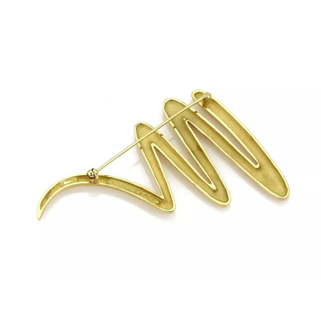 Contemporary Tiffany & Co. Picasso Large Zig Zag 18k Yellow Gold Pin Brooch For Sale - Image 3 of 5