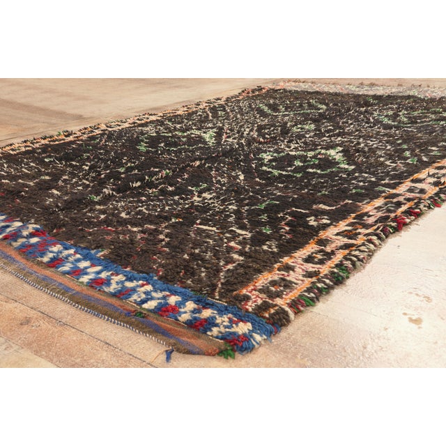 Coffee Vintage Beni MGuild Moroccan Rug, 05'11 X 09'05 For Sale - Image 8 of 10