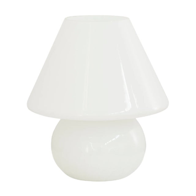 White Filigree Mushroom Lamp in Murano Glass, Italy For Sale