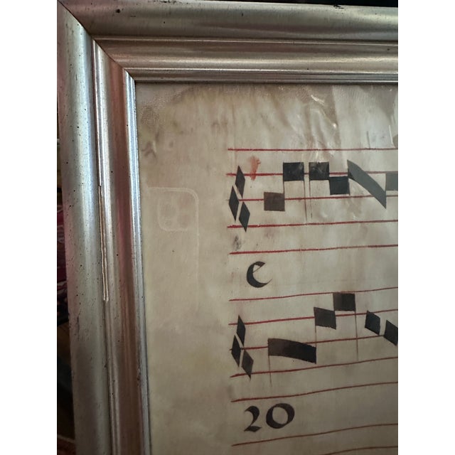 Eggshell 16th/17th Century Spanish Gregorian Chant Manuscript Leaf on Vellum in Glazed Silvergilt Frame. For Sale - Image 8 of 10