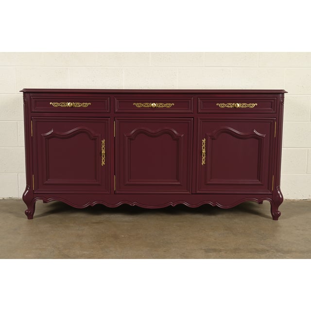 Baker Funiture Style French Provincial Louis XV Burgundy Lacquered Sideboard Credenza, Newly Refinished For Sale - Image 18 of 18