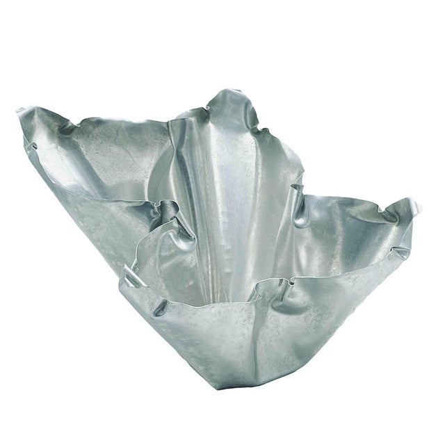 Brutalist Sheet Metal Centerpiece by Lino Sabattini, Italy, 1970s For Sale - Image 9 of 10