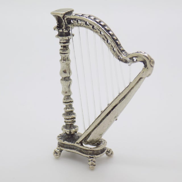 1970s Vintage Italian Handmade Silver and Nylon Harp Miniature, 1970s For Sale - Image 5 of 10