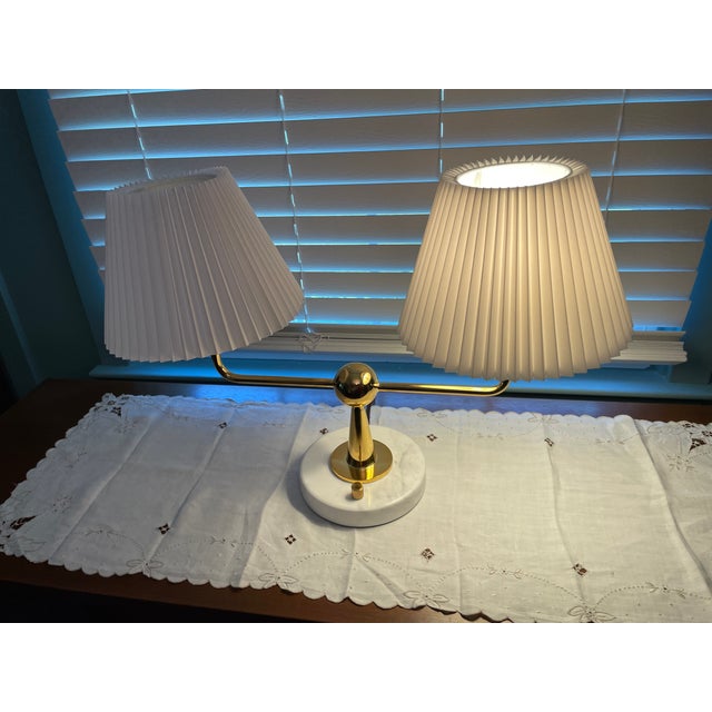 Jonathan Adler Authentic Jonathan Adler Milano Brass & Carrara Marble 2-Arm Lamp For Sale - Image 4 of 17