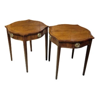 Pair Drexel Hepplewhite Style Mahogany Side Tables – Devonport Collection, 1980s For Sale