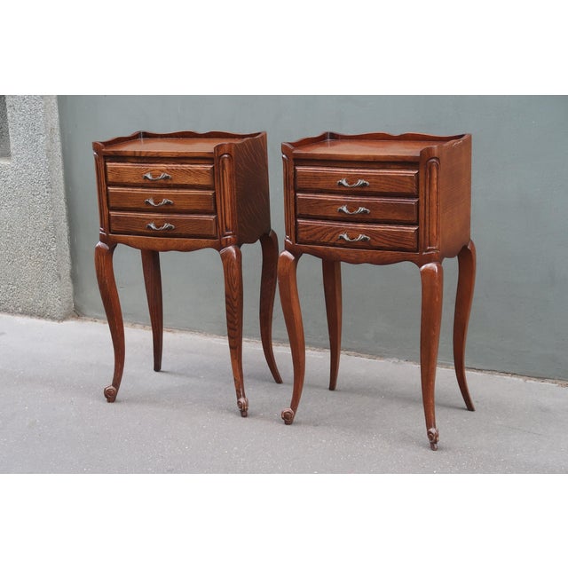 1960s Pair of French Louis XV Style Side Tables Nightstands For Sale - Image 12 of 17