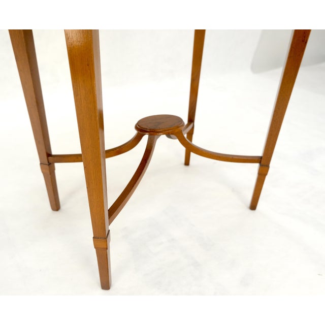 Mid-Century Modern Fine Inlaid Oval Top Adams Style Tapered Legs Lamp Side Table Stand MINT For Sale - Image 3 of 12