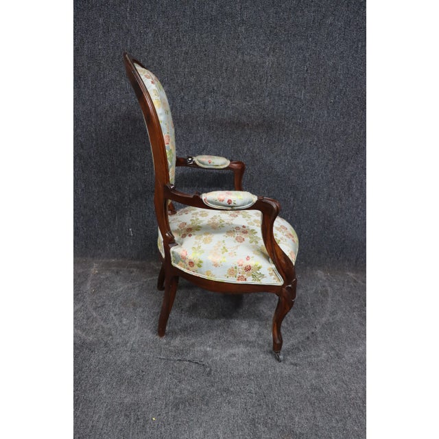 Antique gentleman's chair cheap